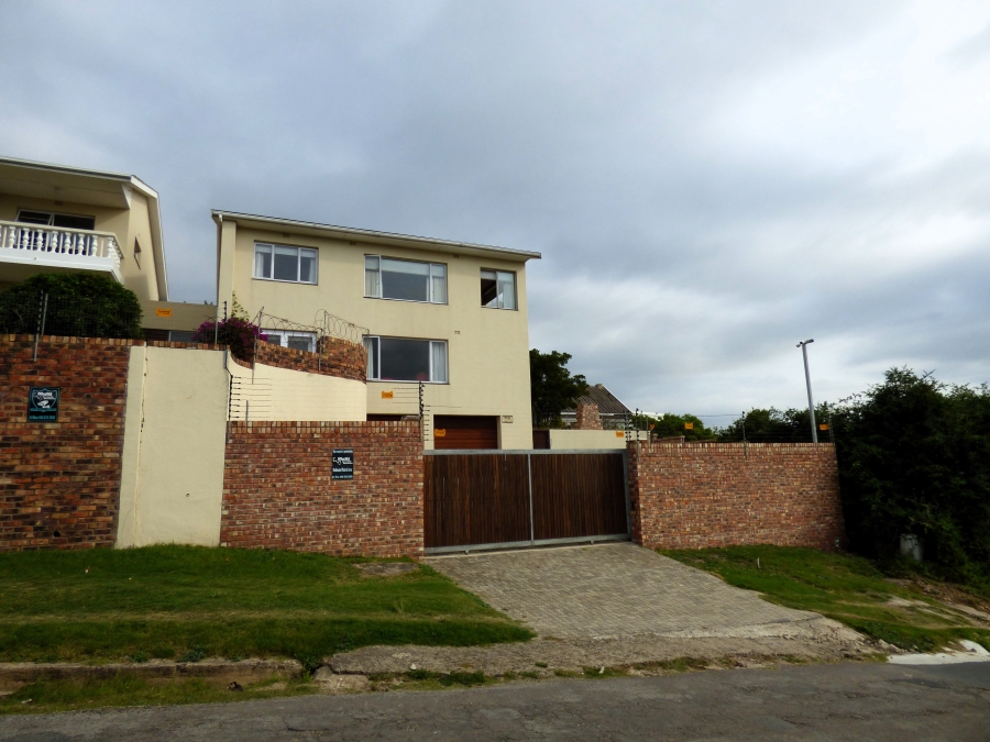 4 Bedroom Property for Sale in West Bank Eastern Cape
